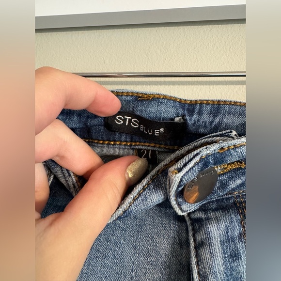 STS Blue Distressed Shorts - Picture 4 of 6
